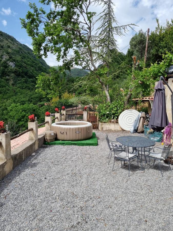 Appartement 3 Pieces Dans Maison Individuelle Entre Mer Et Montagnes Bouyon Eksteriør bilde